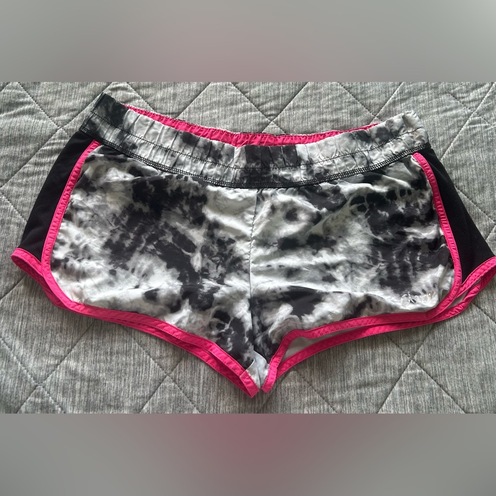 Aeropostale Ladies Athletic Black and White (Pink Rim) Tie Dye Shorts